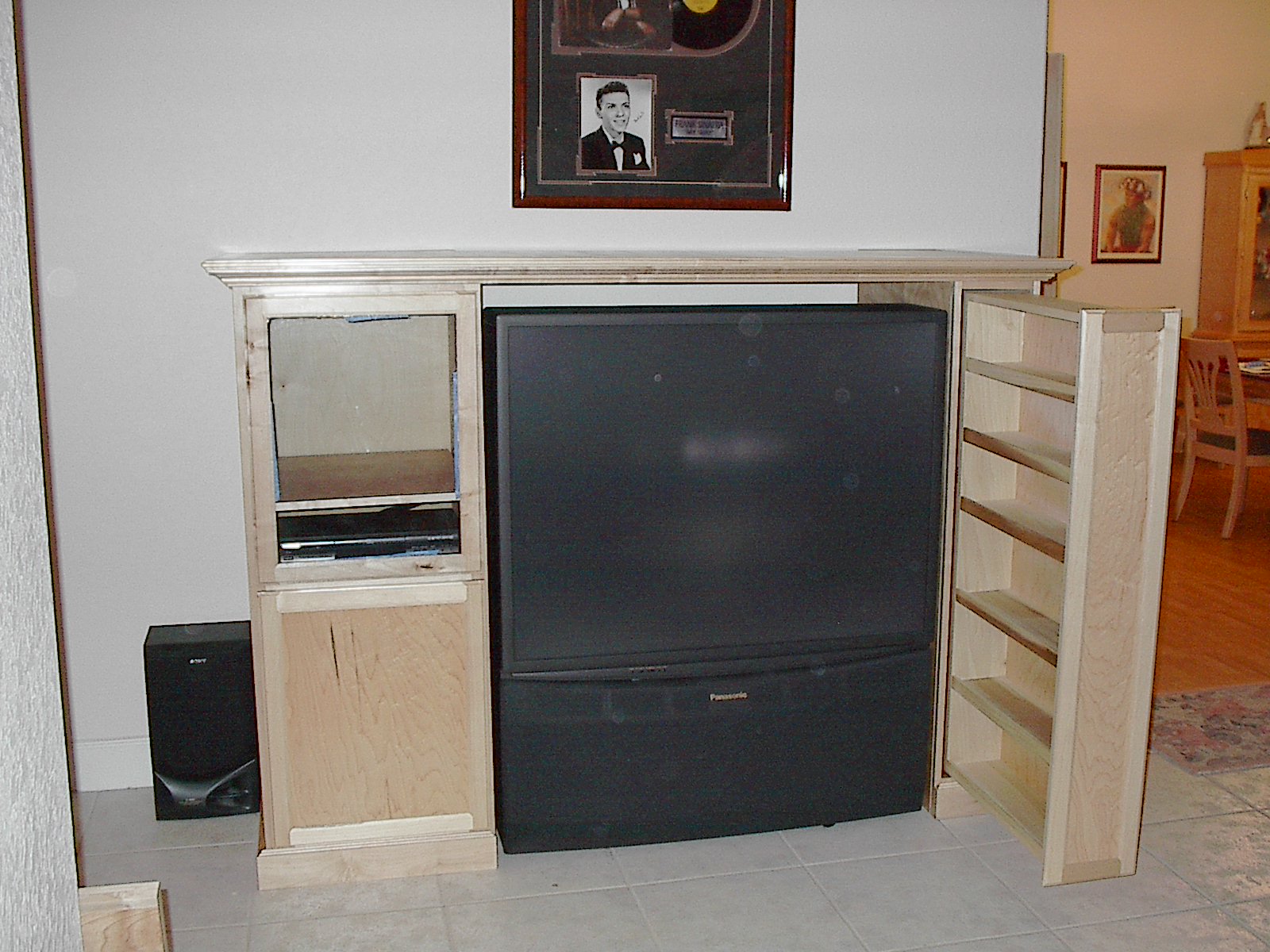 Maple Entertainment Center 010